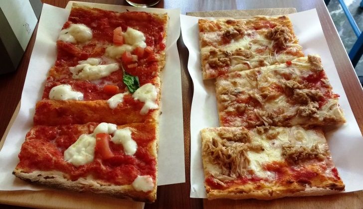 Pizzesco Monaco di Baviera rossa tonno