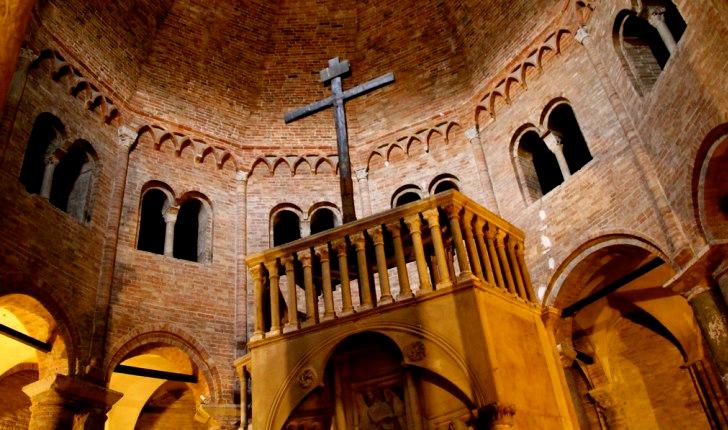 Santo Stefano Alle Sette Chiese A Bologna Storia Curiosita E Leggende